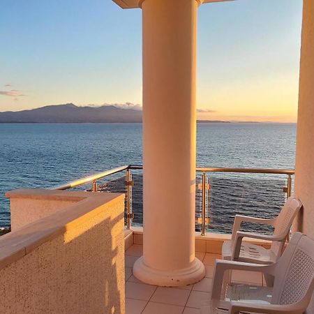 White Residence Luxury Apartments Sarande Bagian luar foto