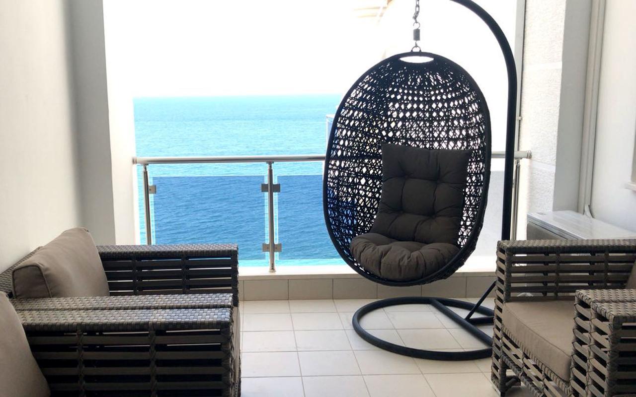 White Residence Luxury Apartments Sarande Bagian luar foto